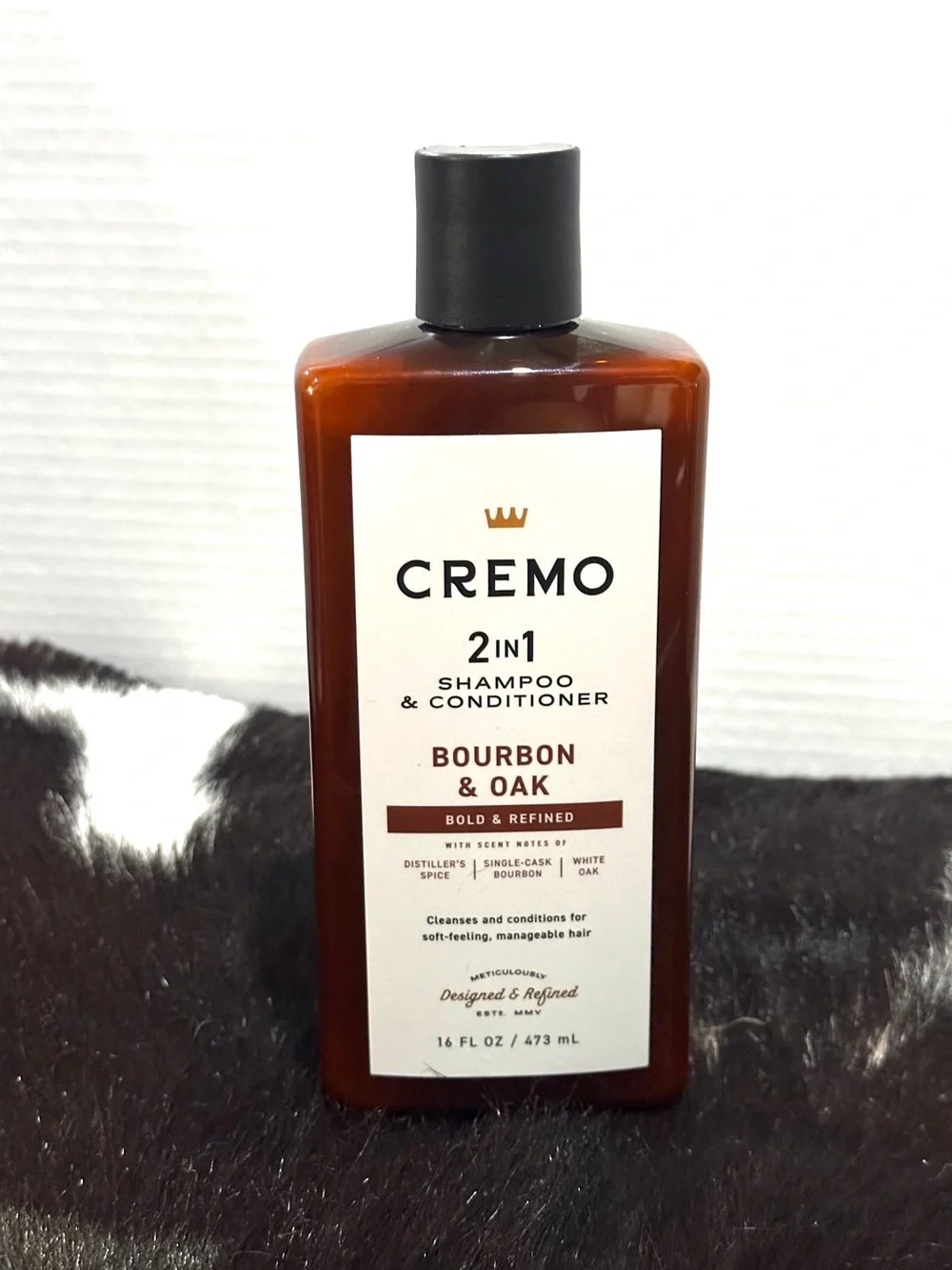 Cremo 2-in-1 Shampoo & Conditioner - Bourbon & Oak  - Size 16fl oz.